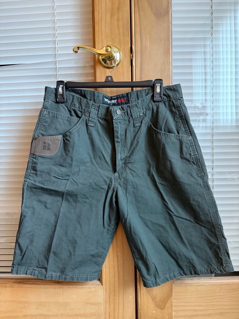 Wrangler Men's Olive Green Cargo Shorts